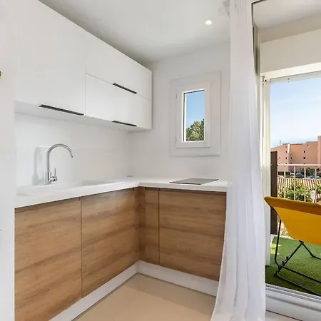 Escapade Sur L'ile Des Pecheurs * אגדה